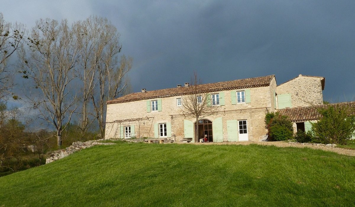 Mas de LA BAOU, Gîte à Céreste