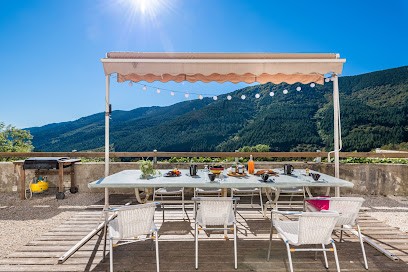 La Ferme De Chalas - Gîte Et Lieu D'accueil, Gîte à Valgorge