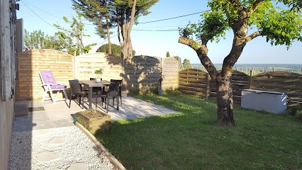 Domaine De La Belle Lurette, Gîte à Saint-Pierre-d'Aurillac