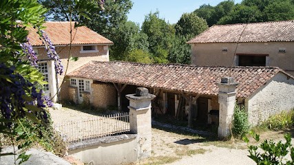 LES LOGIS DE COUTAULIE, Gîte à Montmoreau