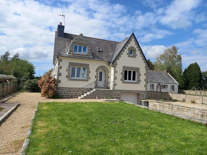 Gite Ti Sterennou : Location maison tout confort, jardin, campagne, proche Lannion, plage, côte de granit rose, Côtes-d'Armor, Gîte au Vieux-Marché