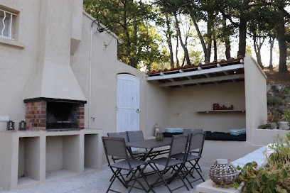 Maison La Bastide Du Bois, Gîte à Peypin-d'Aigues