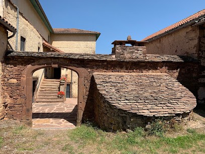 Le Mas De Jacquet, Gîte à Saint-Izaire