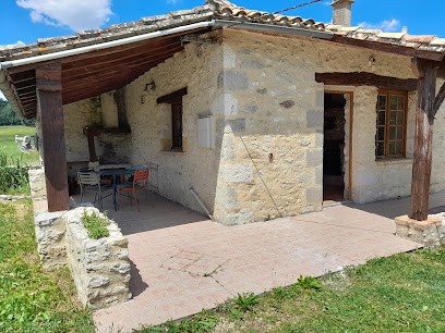 Le Clos des 4 Bastides, Gîte à Saint-Eutrope-de-Born