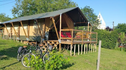 L'écolodge Du Ruisseau, Gîte à Saint-Pierre-de-Bat