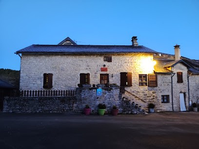 The house Cardabelle, Gîte à Massegros Causses Gorges