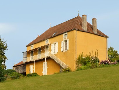 Gite Les Roches, Gîte à Créot