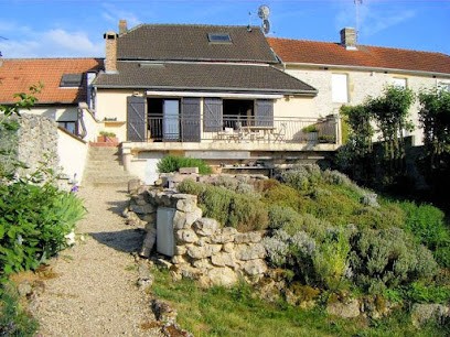 Gite La Chenevière, Près De Reims , 8 Personnes, Gîte à Prouilly
