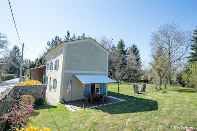 Le Logis des 4 Châteaux, Gîte à Bort-l'Étang