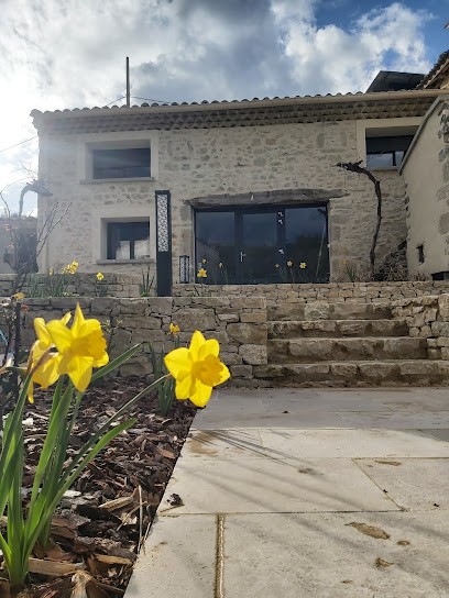 Les greniers de Chantemerle Gite / Chambre, Gîte à Montclar-sur-Gervanne