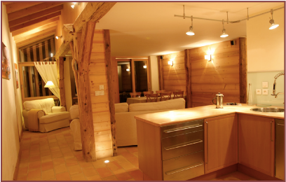 Viking Lodge Ski Chalet, Gîte à Samoëns