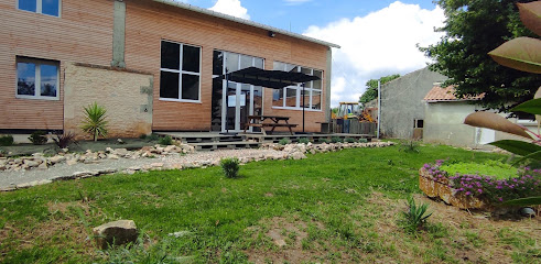 La Grange - Le Glorit, Gîte à Val-de-Livenne