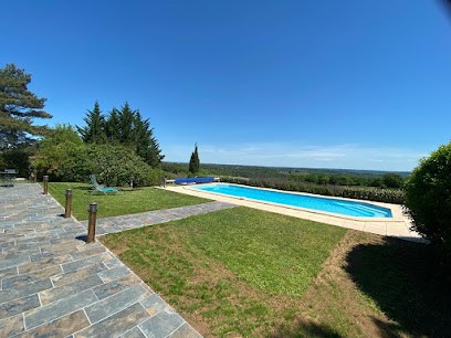 La maison du soleil Plazac vue exeption, Gîte à Plazac