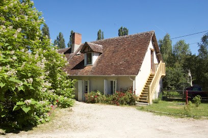 Gîte Sologne sud, Le Catalpa de Nocfond 11 pers, 4 Chb - 4 Sdb, Bain nordique extérieur, Gîte à Langon-sur-Cher