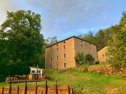 Domaine de la Renardière, Gîte à Saint-Symphorien-de-Mahun