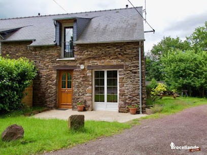 Gites Et Roulottes : Le Pâtis De La Houssais ( Guer ), Gîte à Guer