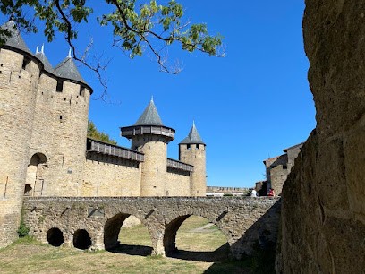 Gîtes Aude avec piscine - La Cascade Aux Fées, Gîte à Saint-Hilaire
