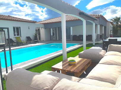 La Villa Lea, Résidence De Plein Pied Avec Piscine À Pia(66), Gîte à Pia