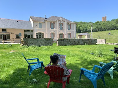 Gîte de groupe Lo castet de Fébus, Gîte à Montaner