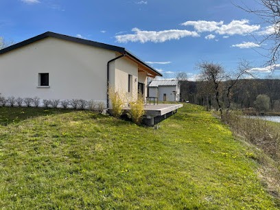 Gîte Chez Tic & Tac - Impasse Des écureuils, Gîte à Doucier