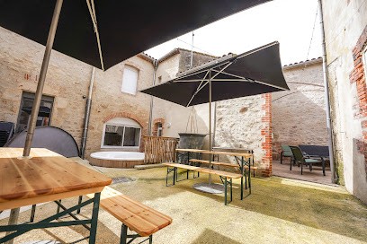 Le Patio - 23 People Pmr - 10 Km Du Puy Du Fou Spa Outside - Salle De Réunion - Séminaire D'entreprise, Gîte à Saint-Amand-sur-Sèvre