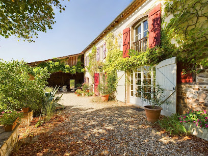 Maison Littré - Gîte Groupe - 14 Couchages, Gîte à Castelnau-de-Montmiral