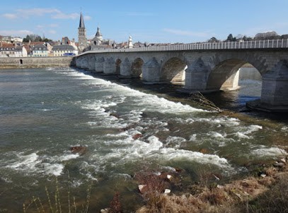 Gîte De La Galerie Du Pont, Gîte à La Charité-sur-Loire