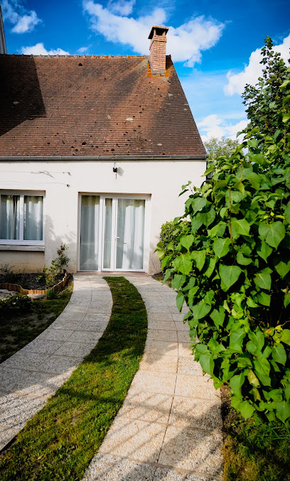 Gîte "Le Victor Noir" Chéroy, Gîte à Chéroy