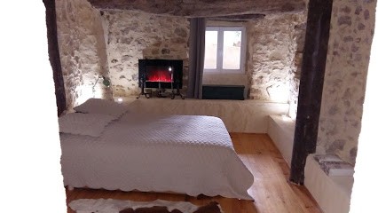 Gîtes Aux Mûres Sauvages, Gîte à Sabran