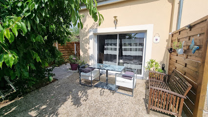 Gîte De L'ecluse À Episy Avec Spa, Gîte à Moret-Loing-et-Orvanne