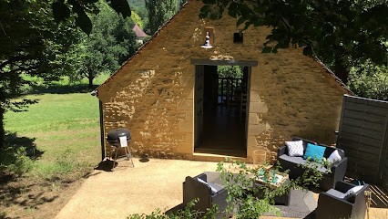 Logis des 4 fées et son bain nordique, Gîte à Sainte-Nathalène
