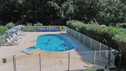 Domaine du Grand Roc, Gîte à Saint-Saud-Lacoussière