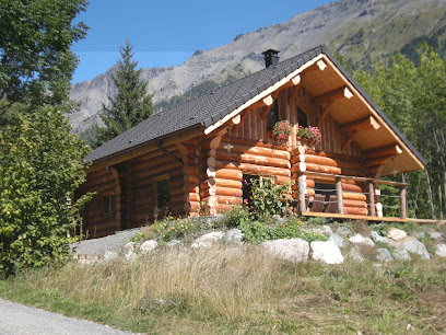 Location De Chalet Fuste La Cabane Des Capucins Gîte à Chantepérier