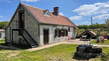 La Longère Des Bois De Bailly, Gîte à Saint-Fargeau