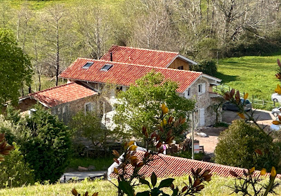 Ferme Ihartzetako, Gîte à Ascain