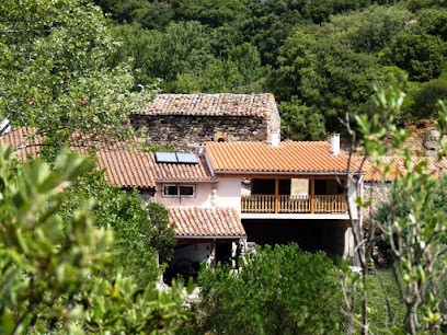 Mas Les Albas, Gîte à Campoussy