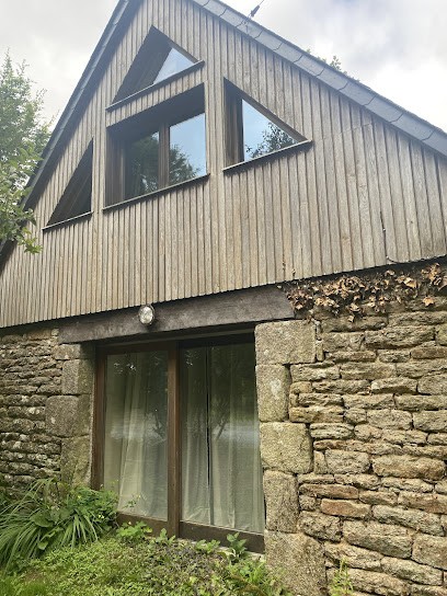 Domaine La Bonne Etoile ** Le Chalet Du Morbihan, Gîte au Faouët