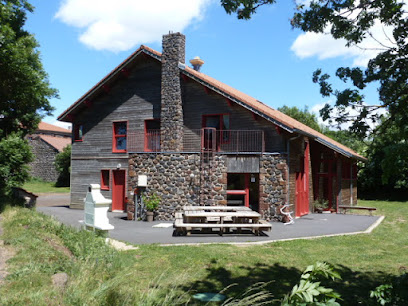 Grand Gite Du Velay, Gîte à Bains