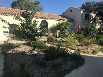 Le Mas du Gui, Gîte à Eyragues