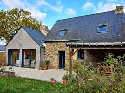 Gîte Romantique l'ESCALE BREIZH avec spa privatif en Morbihan, Gîte à Pleucadeuc