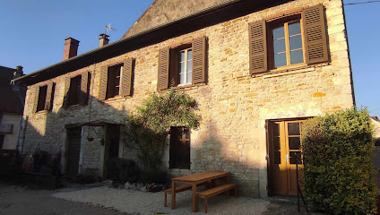 Gîte Ô Loue Rétro, Gîte à Quingey