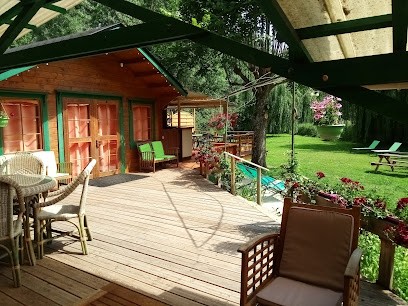 GITE LA GUEPIERE, Gîte à Nazelles-Négron