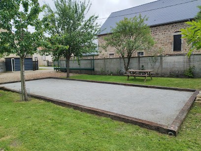 Gîtes De La Cascade, Gîte à Saint-Priest-des-Champs