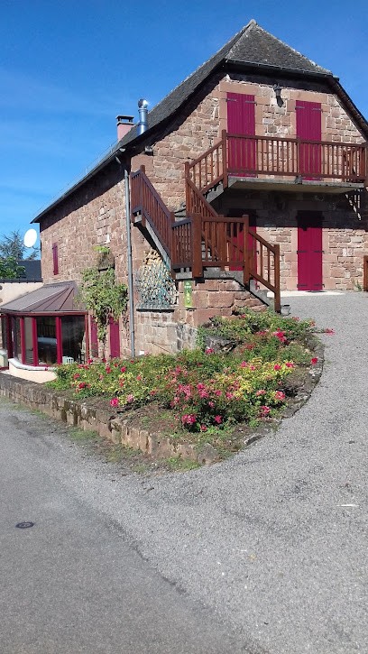 Gite la Grange, Gîte à Nauviale