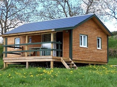 The chalets Cussy, Gîte à Cussy-en-Morvan