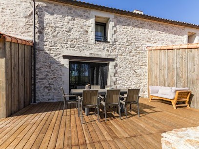 Gites Du Bouchon Rouge, Gîte au Bignon