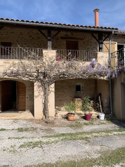 Gîte D'étape, Au Clair De Lunan, Gîte à Lunan