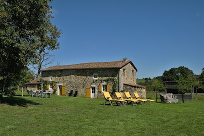 Domaine de Chabrot, Gîte à Montbron