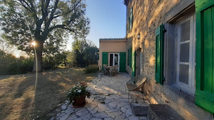 Falguerolles - Gîte De Groupe En Pleine Nature, Gîte aux Brunels