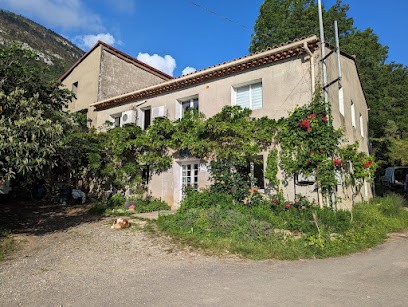 COLETTE CHAZALET, Gîte à Artigues